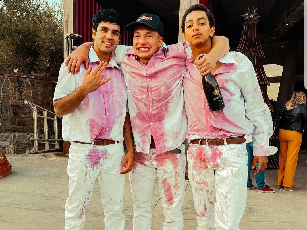 karenmotherof2's tweet image. RAW IMAGE: Soaked in blood after an explosion, distinguished political reporters, the “Nelk Boys”, help carry one of their own off the frontlines to safety in Gaza