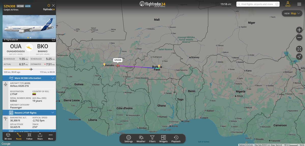 fabsenbln's tweet image. #Mali🇲🇱 - This evening, an A320 (reg. LY-TAP | #503D47) operated by "GetJet Airlines🇱🇹" is flying between Ouaga & Bamako on behalf of Air #Senegal🇸🇳. After a court ruling they had to return 4 leased aircraft. LY-TAP & YL-EMU are on ACMI lease since June to maintain operations.