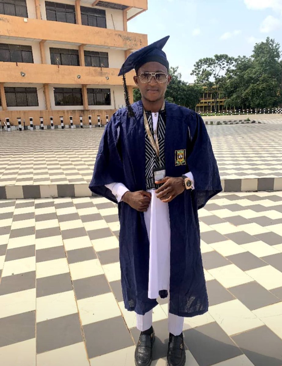 UnilorinSC's tweet image. Cheers on your genethliac day, Distinguished Senator Mustapha Quadri Olasunkanmi. (Abdulquadri) @mustapha67004 Representing Vet. Male hall of residence at the chamber.
More wisdom, more wins, more impact.
Have a fun filled one, Distinguished. ✨