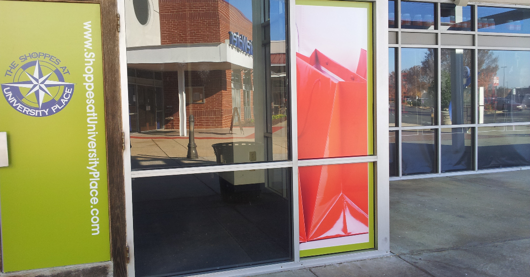 Capitalwraps's tweet photo. Turning construction zones into marketing opportunities! We just wrapped a mall with vibrant new construction window graphics. Smart way to keep shoppers excited. #MallGraphics #WindowGraphics #RetailDesign https://t.co/pvE5206vmr