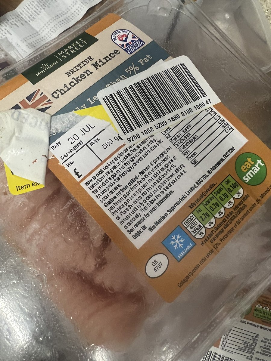 PVally's tweet photo. @Morrisons, I'm finding out-of-date "use by" food in your reduced aisle again, even after speaking to a manager! This is a serious food safety concern. Please address this urgently. #Morrisons #FoodSafety date hidden under yellow sticker but in date ones shown #tradingstandards https://t.co/80mwR8mxhS