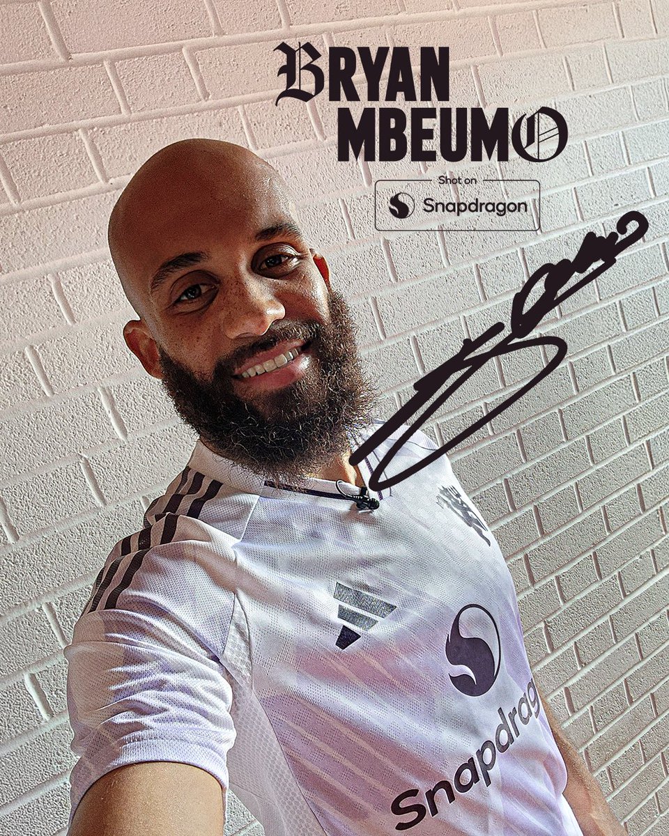 ManUtd's tweet image. Sealed with a @Snapdragon selfie 🤍
🤳 #ShotOnSnapdragon