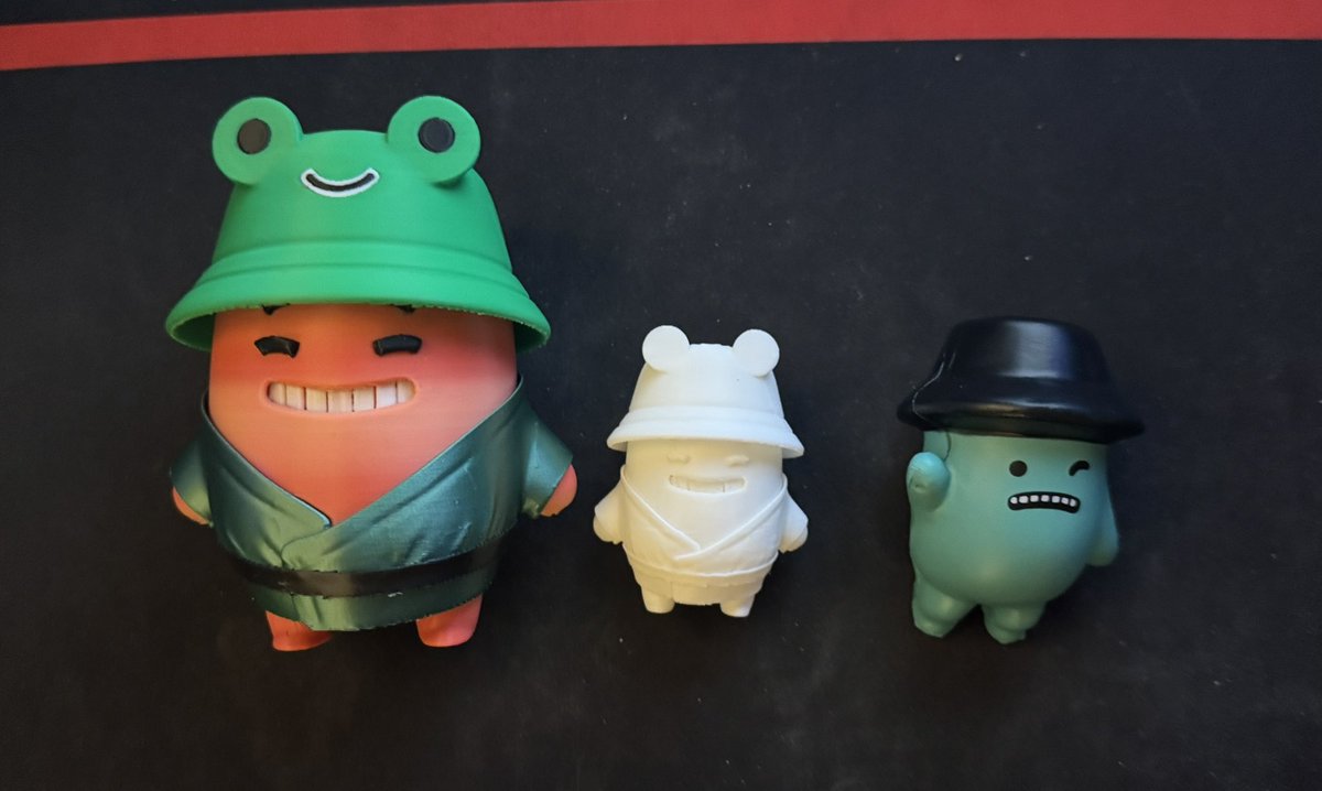 The <a href="/BEANZOfficial/">BEANZ</a> IP has so much potential. Thank you <a href="/ExlaStudio/">EXLA</a> for bringing my first Garden asset to life. Also thanks to <a href="/itisVCUT/">VCUT</a> for the model ❤️ 

These turned out amazing! Have wanted my Bean on my desk forever and now it’s finally happened. IKZ ⛩️🙏