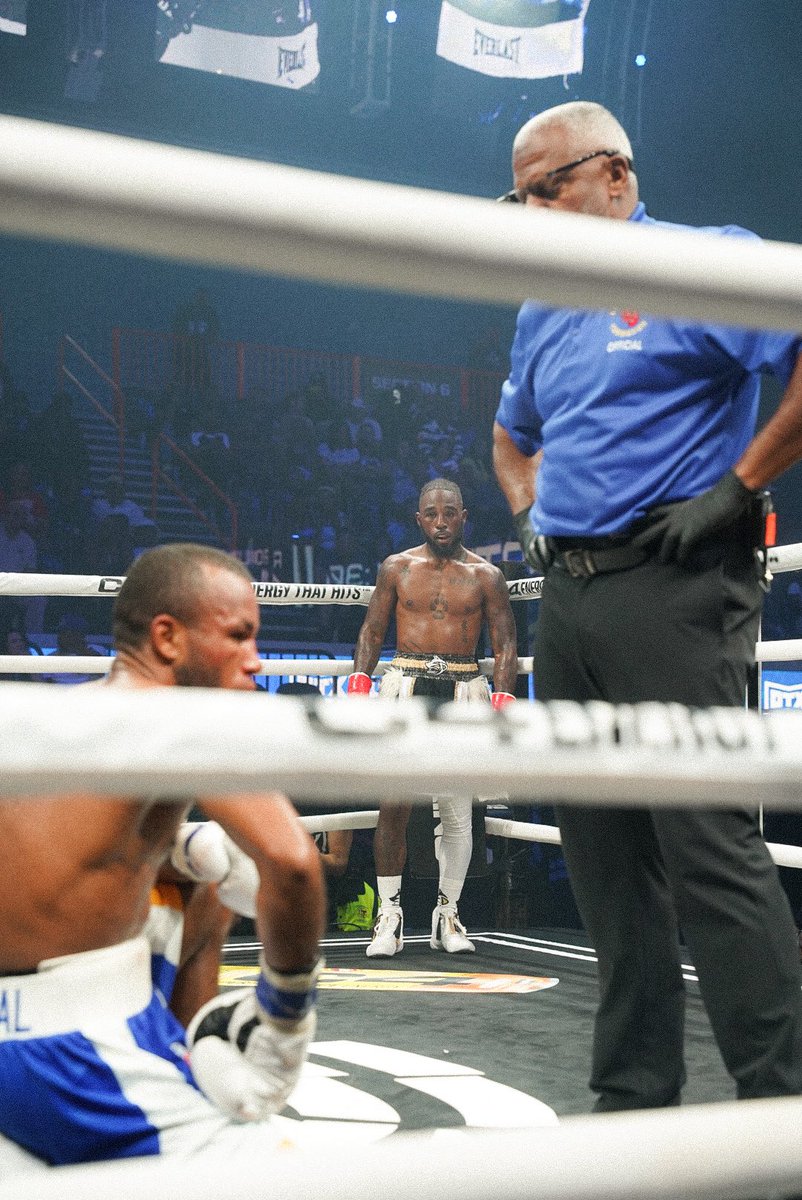 DopeDJ's tweet image. 🚨 ELIJAH PIERCE FIGHT WEEK! 🚨
@wxxxlfie returns to the ring this Friday night in his quest to a world title against Michael Dasmarinas In The Heart Of Atlanta @ the Tabernacle, live on @DAZNBoxing
Oshae Jones & Haven Brady also on the card 🔥
#Boxing