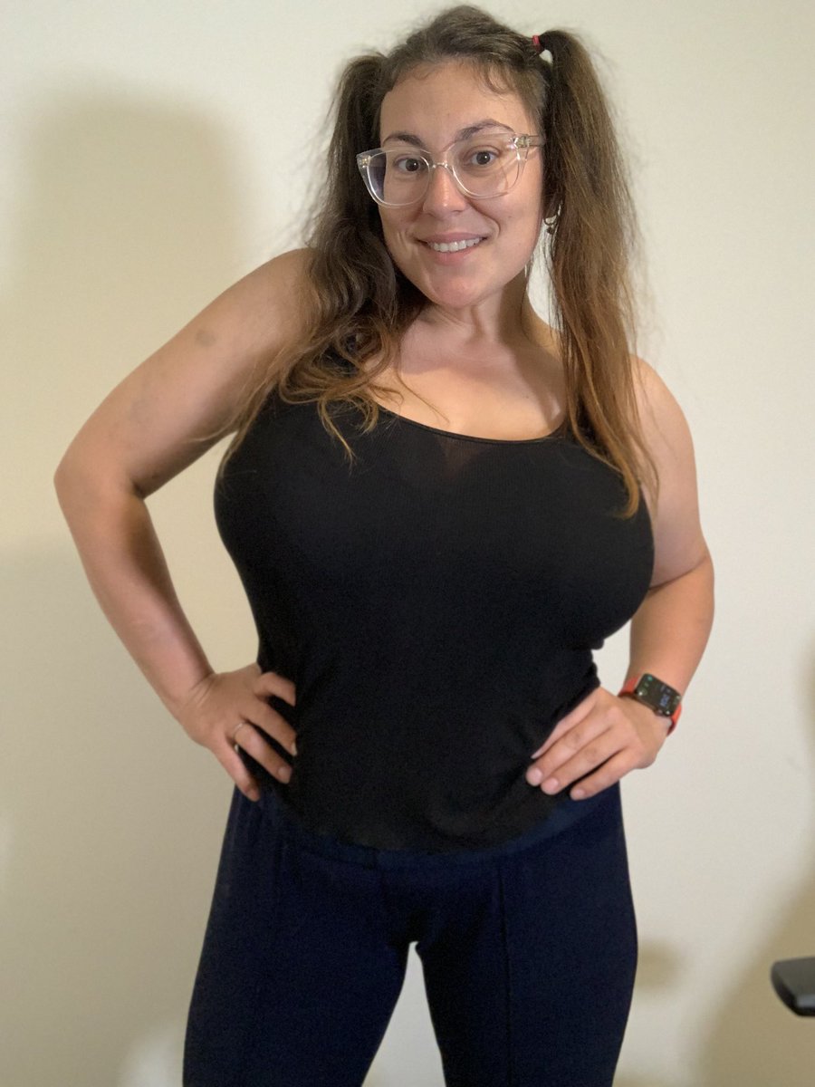 NataliaGrand1's tweet photo. Two side ponytails, tight tee, and a smile they say โisnโt for real life.โ Wanna see why I donโt care? Click and find out ๐
https://t.co/mhuM0eKBDd
#nataliagrand #OnlyFansExclusive
#ClickTheLink #NotForRealLife #PlayfulAndProud #OnlyFansModel #UnlockTheFun #SexyAndSmart https://t.co/0JPYyc5DzS