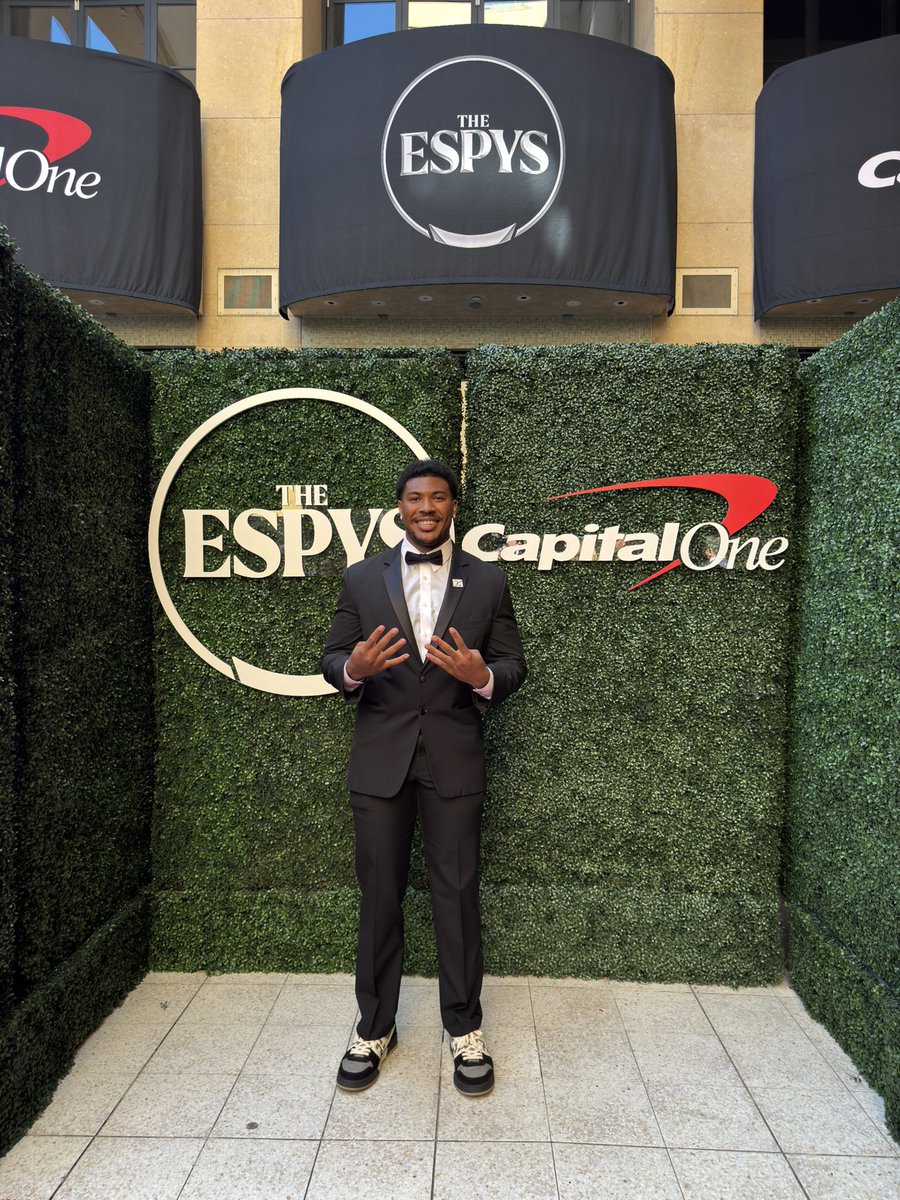 IsaiahChisom4's tweet image. Had a great time at the #ESPYS