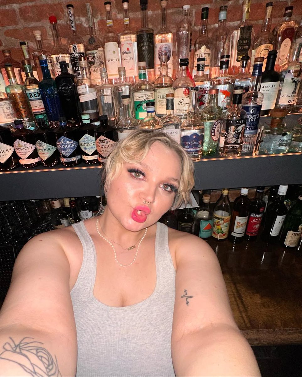 Angela_Defea11's tweet image. I love working with katy because she deals with the big girl stuff (money, etc.) and I take my silly little selfies