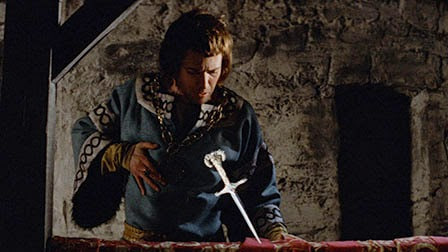 LucianoWrial's tweet image. Fotogramas de la película "Macbeth" (1971), de Roman Polanski. La adaptación más fiel y lograda del espíritu de la tragedia shakespeariana. Pocas veces la ambición y el destino han sido retratados con tanta maestría. Inolvidables Jon Finch y Francesca Annis.