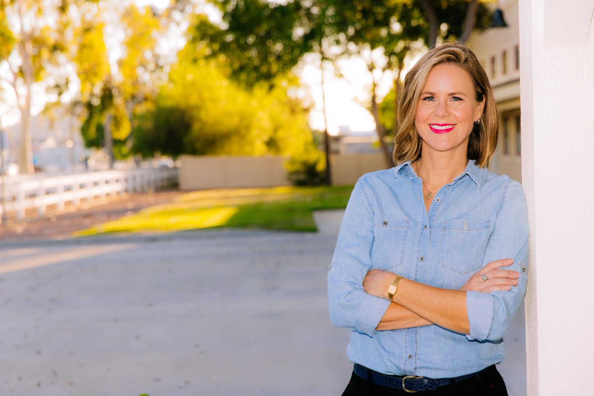 JeffHorseman's tweet image. Democrat Katherine Aleman to run against Inland Rep. Ken Calvert in 2026 rb.gy/hy49bi