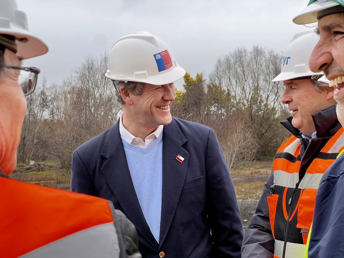MTTChile's tweet image. Inauguramos la etapa inicial del Nuevo Puente Ferroviario 🌉
El ministro Juan Carlos Muñoz, junto con @EFETrenesChile y autoridades locales, dieron el puntapié inicial para la puesta en marcha parcial de la nueva infraestructura que cruza el Río Biobío.