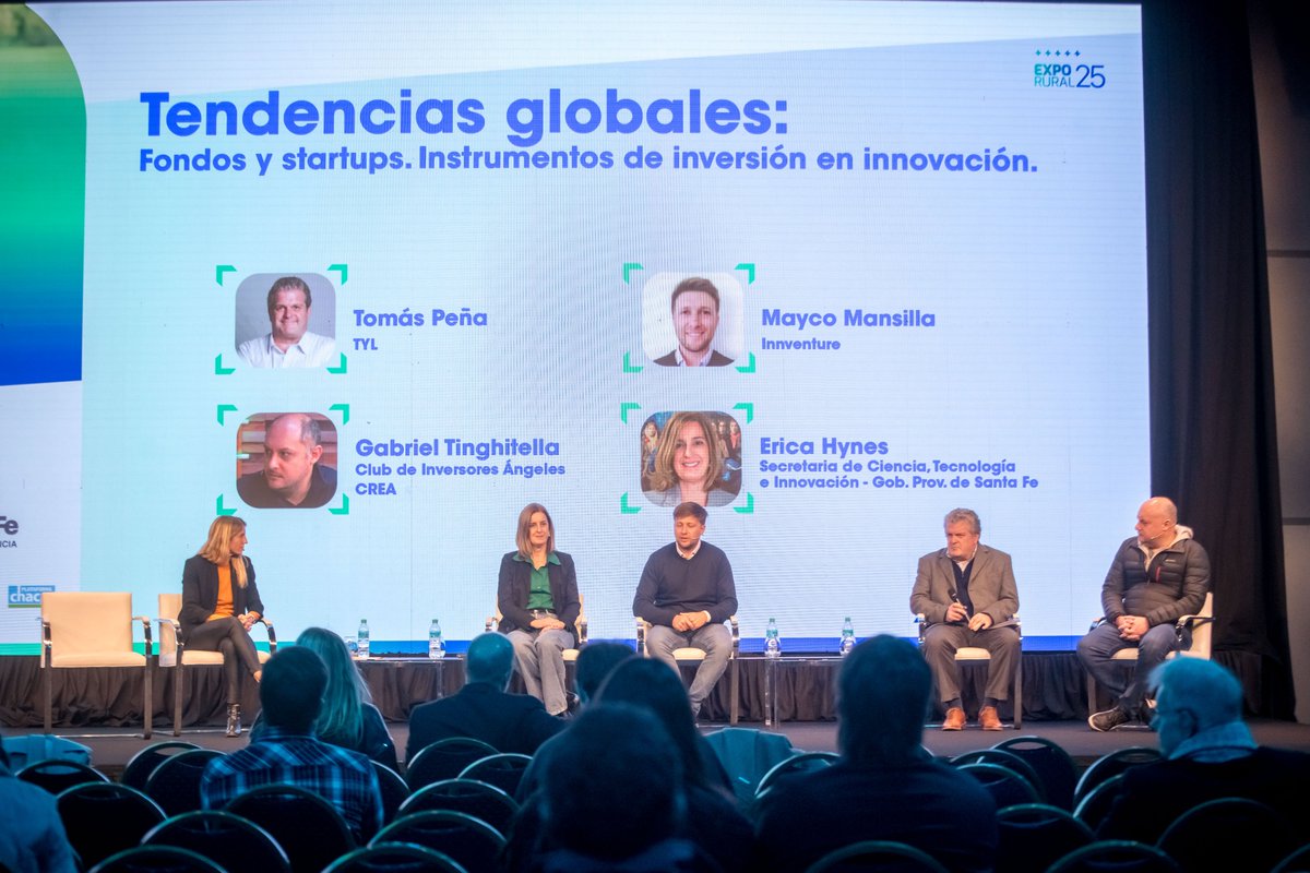 CienciaSantaFe's tweet photo. 🗣️🔬 En el marco de la ExpoRural de Palermo, la secretaria Erica Hynes participó de la charla "Tendencias Globales: Fondos y startups Instrumentos de inversión en innovación".
Allí, presentamos las líneas de financiamiento de #CienciaSantaFe y de la #ASACTEI. https://t.co/UYeV553bgX