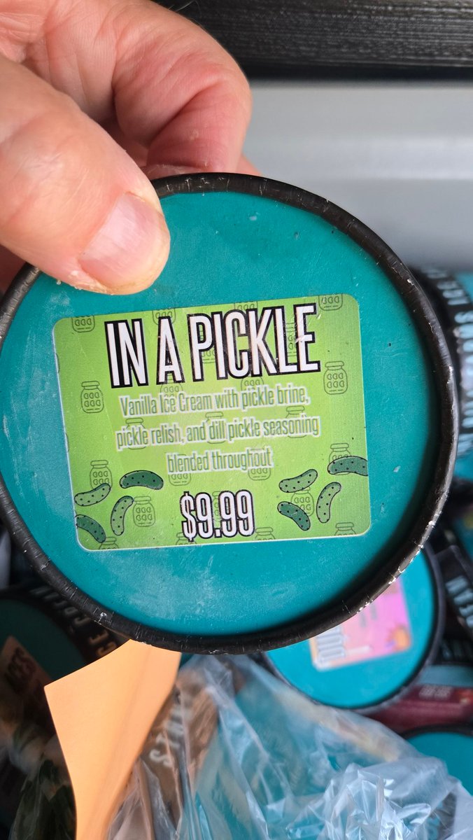 grapesunwrapped's tweet image. I wasn't mentally prepared to buy this #icecream today at the farmers market, but I'll try it next week. All in all, an amazing haul of fruits and vegetables today for under $45. #locavore #eatlocal #supportsmallfarms