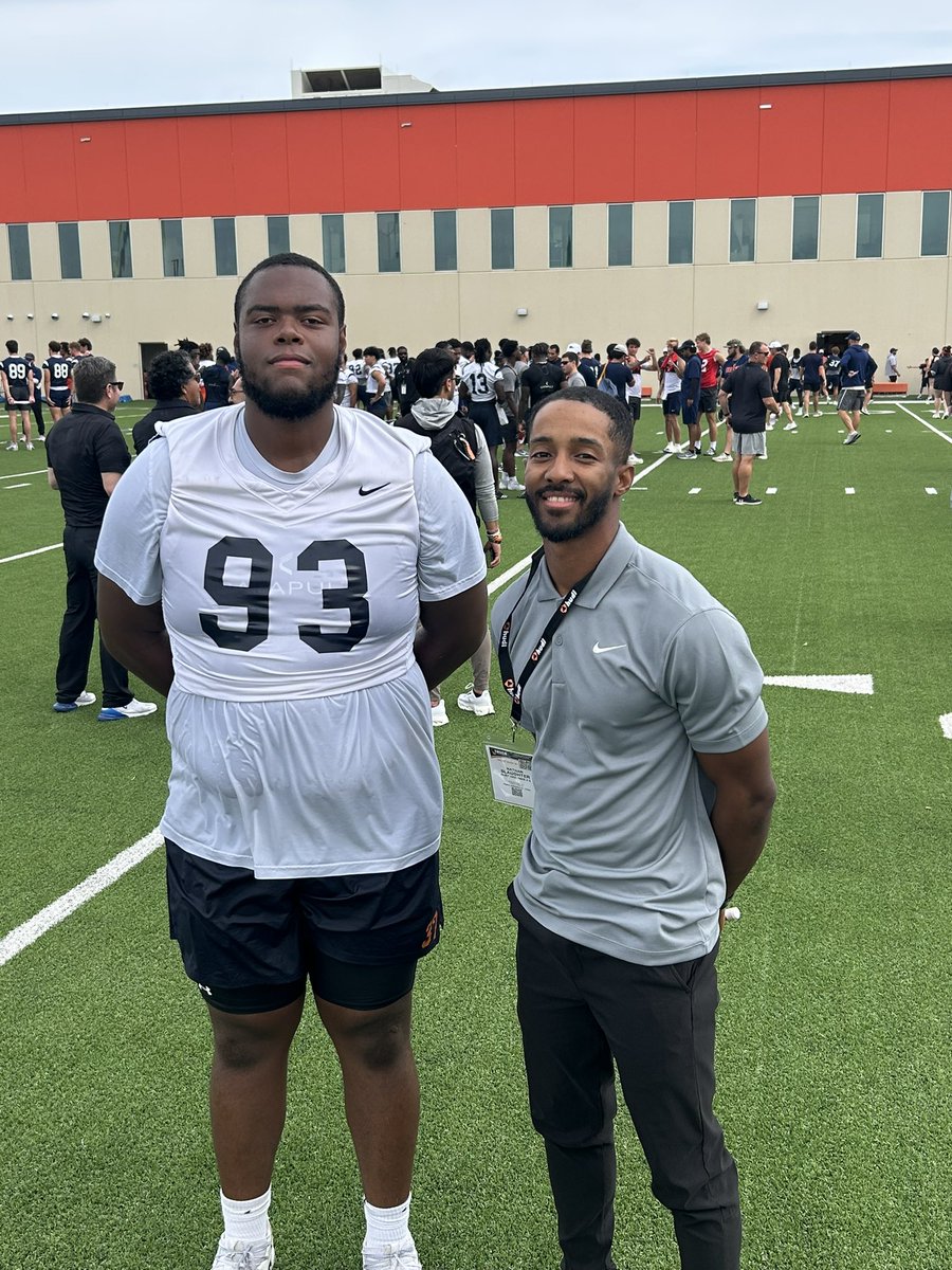 CoachNSlaughter's tweet image. Proud of you young king #ELITE