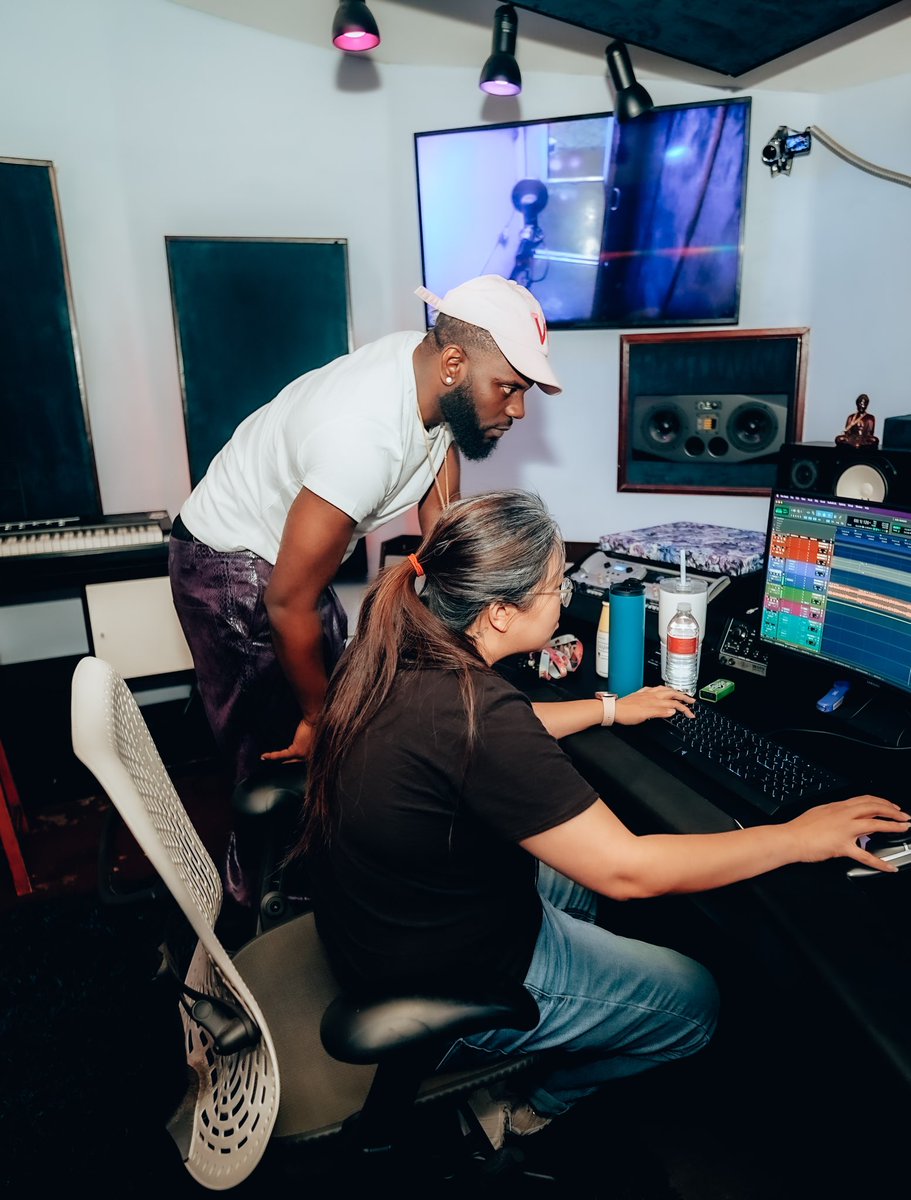 INDUSTRY MACHINE ⚙️ tweet media