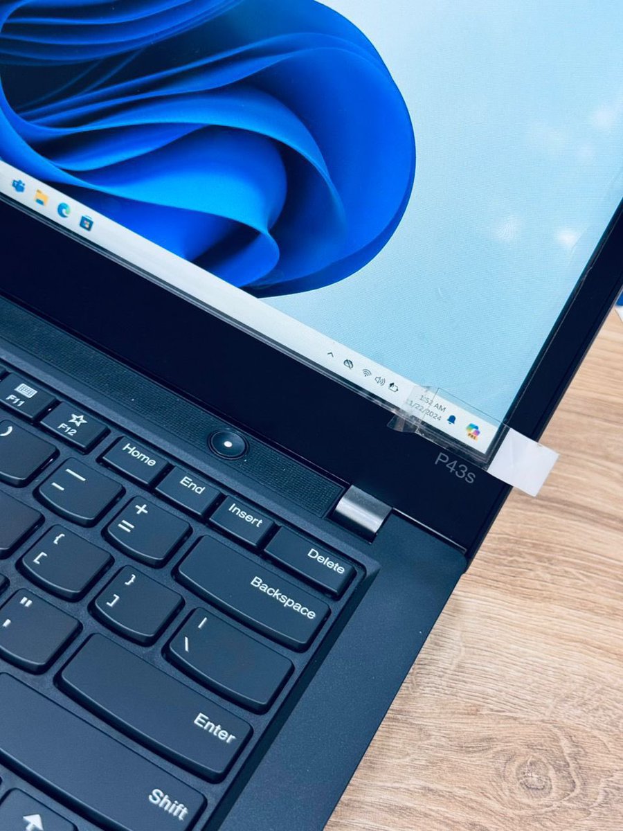 usedpointTz's tweet image. 🏮 Lenovo ThinkPad P43s
▫️Core i7 | 2.1ghz
▫️4 Core, 8 Threads
▫️8th Generation
▫️ RAM 48GB
▫️ SSD 1TB
▫️ 2GB nVidia Quadro P520
▫️Backlight Keyboard ✅
▫️ 14" TOUCHSCREEN✅
▫️ Fingerprint✅
▫️ Face ID Recognition✅
▫️🔋5hrs
Price: 1,350,000/=
☎️0788106694
FREE MOUSE AND BAG