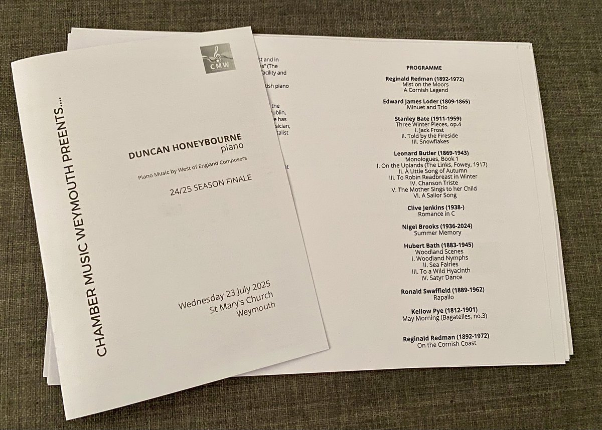 CrossEyedPiano's tweet image. Programmes printed for this week’s Chamber Music Weymouth Lunchtime concert - our 24/25 season finale with @DuncanHoneybou1
🎟️🎟️ ticketsource.co.uk/chamber-music-…