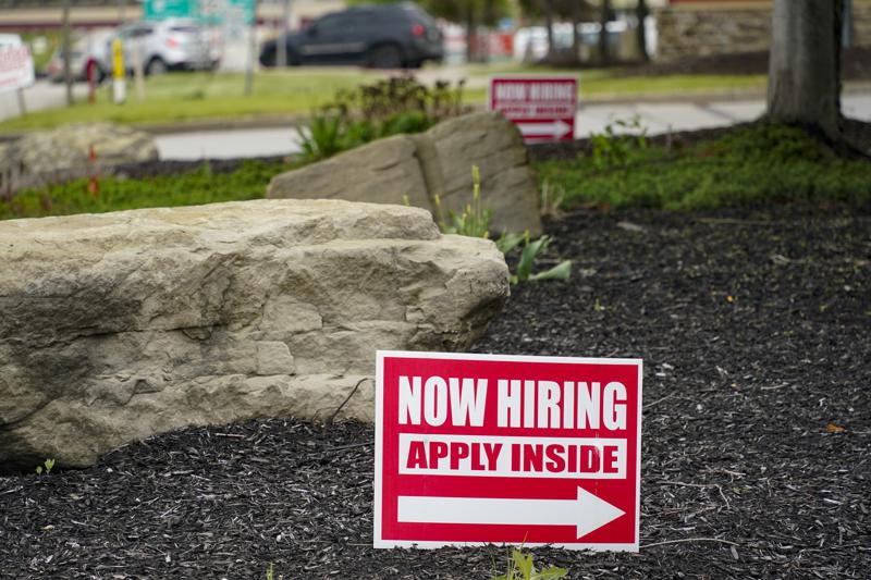 Fla_Pol's tweet image. .@FLACommerce reports unemployment rate holds steady at 3.7% for third month straight
Reporting by @DrewDixon30
flapol.com/44ECnVm
#FlaPol