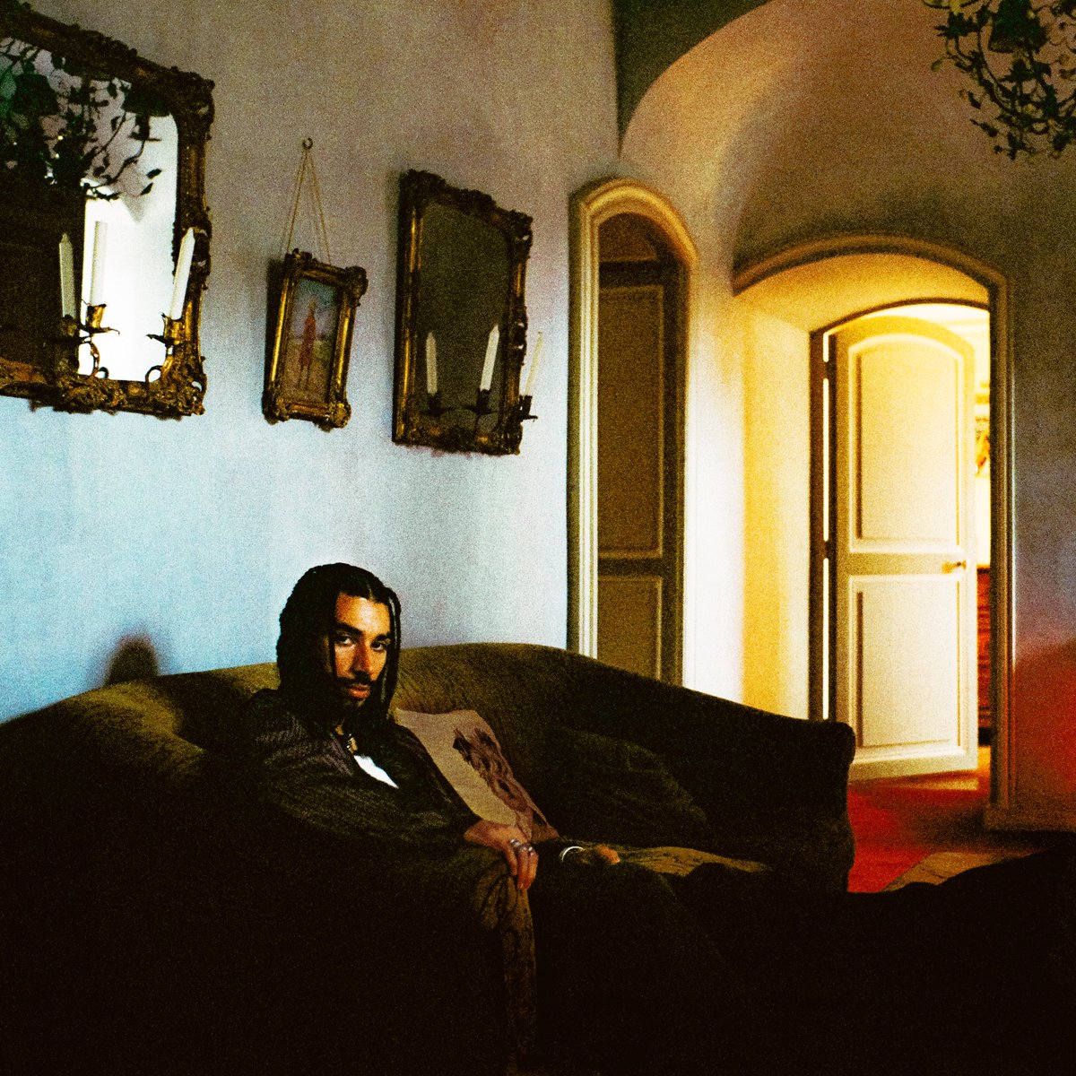 Resfalord's tweet image. GRANDE MAISON single dispo le 23/07 + clip 🏠