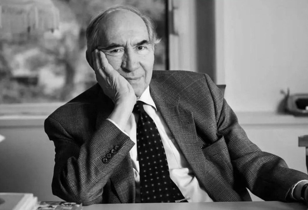 Beyefendi, sakin ve bilge kimliği ile her zaman saygıyı hak eden gerçek bir Cumhuriyet aynıydı
Ruhu şad olsun