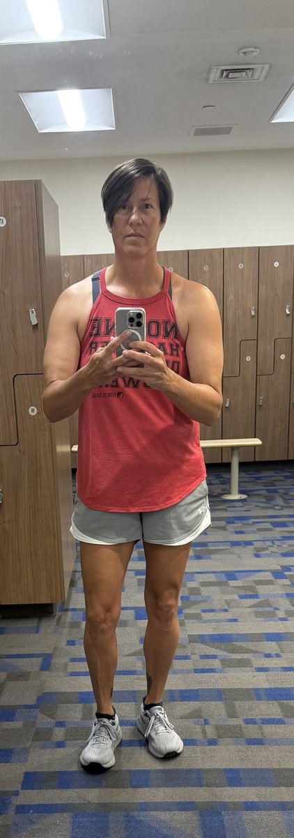 nogooddeed2's tweet image. 30 mins elliptical
Back
Biceps
First time back since my heart attack. The toughest part was making myself back off of everything. I managed to work up a light sheen.