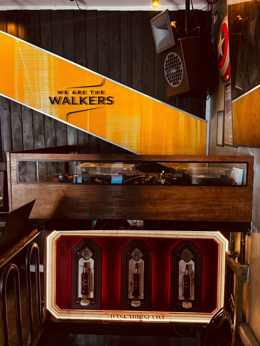 nightshift stage.. #corridorist #djboothlife #pera