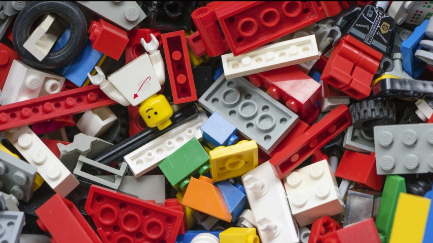 MEngineeringMag's tweet image. There are many reasons why future and current engineers enjoy spending time with LEGOs, which help develop key engineering skills and even serve a purpose in the PE’s toolkit. If you are an ASME member, please check out “ENGINEERS’ FAVORITE BRICK.”
magazine.asme.org/issues/july-20…