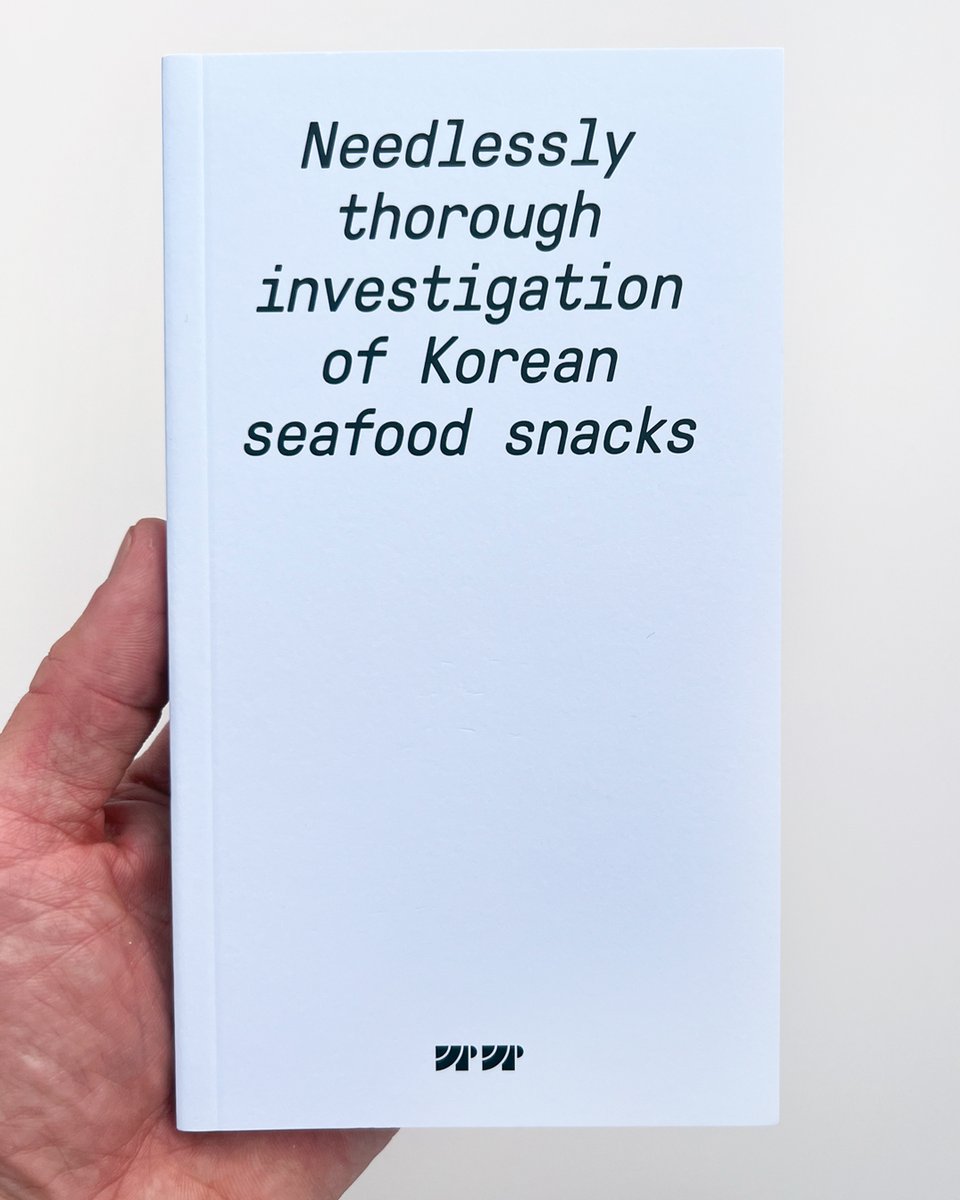 grillitype's tweet image. From Noël’s shelf 📚 : Needlessly thorough investigation of Korean seafood snacks 🦑
This 2020 book by Ggagga catalogs them all — categorized, hand-drawn, and set in GT Pressura.
Tried any of these?
