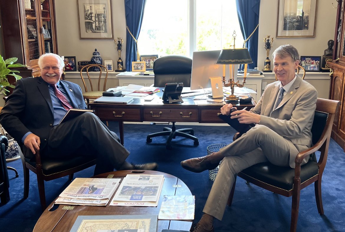 RepShreve's tweet image. .@INFarmBureau’s president Randy Kron was on Capitol Hill. It’s always helpful to compare notes on our #CD6 farm economy. Hoosier farmers are well represented under Randy’s leadership. We’re working together — to take care of our growers back home!