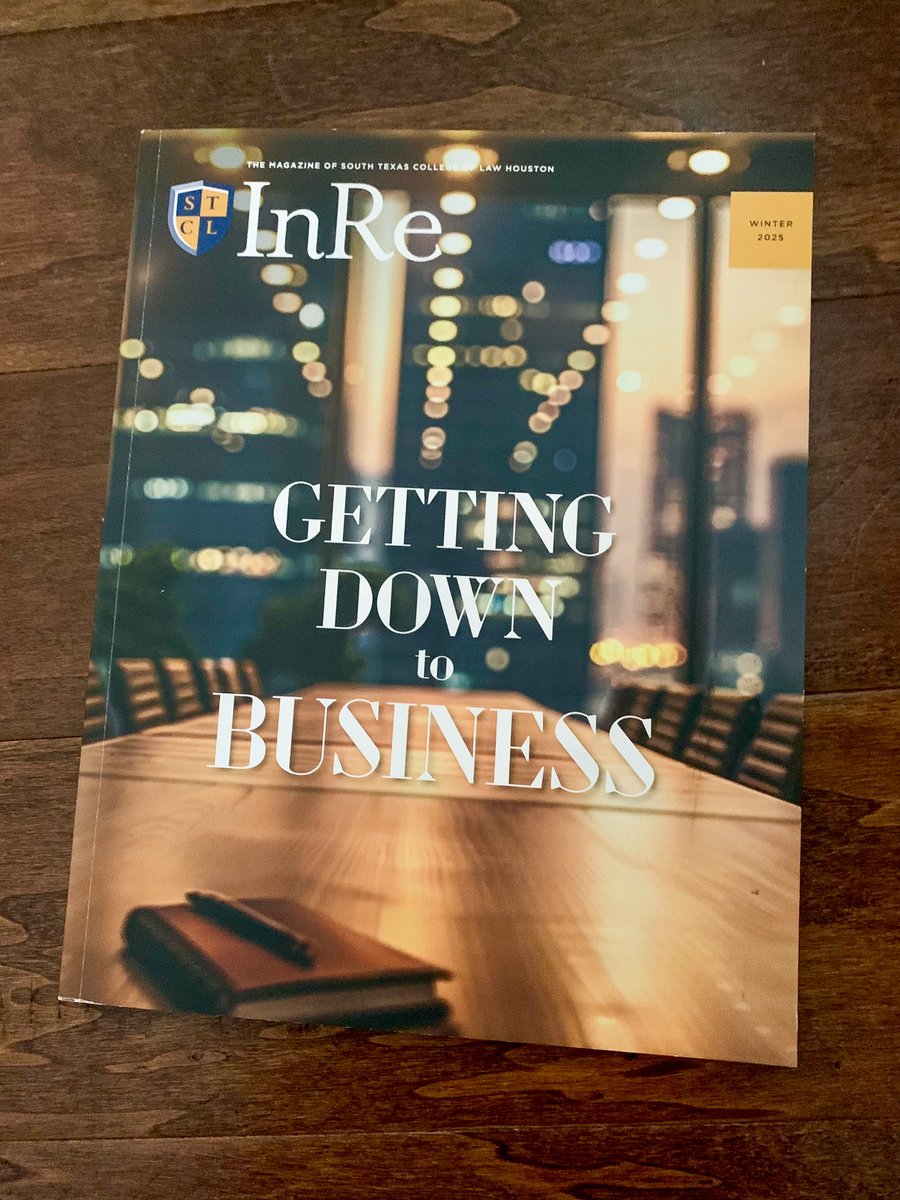 envision's tweet image. Grateful for the opportunity to photograph the wonderful Regina Jones. Highlighted in the magazine for @STCL_Houston , she was an absolute pleasure to work with. 

I think it's fair to say that when I grow up, I want be like her. Read her story here: stcl.edu/alumni-spotlig…