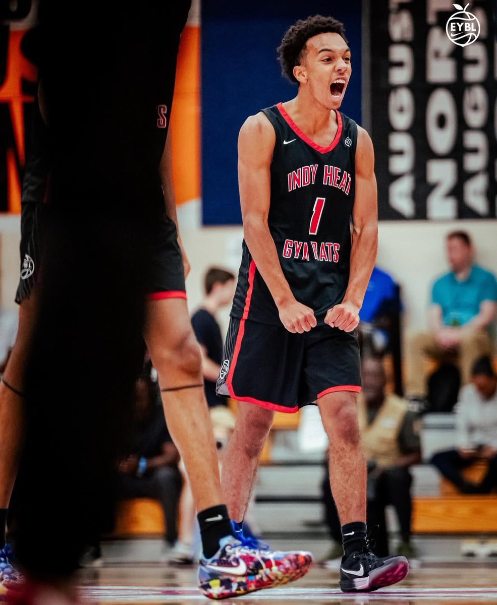 Harperbl1's tweet image. PEACH JAM CHAMPS 🍑🏆! One of the best experiences i’ve been apart of. Here are my stats from sessions 1-4. @TheRealEdmund @JaMalHOWELL260
@indyheatgymrats
-12.6ppg 5.8rpg 2.0apg 1.4spg
-41%3p 46%2p 79%ft
- 2nd in E16 in plus minus
