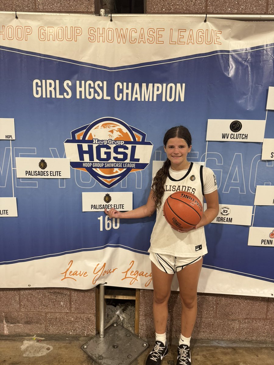 2028 Sara Nezaj took control of the game from start to finish. Executed on both ends of the floor &amp; set the pace for her team

Sara had 19 pts to lead her team in taking the 16u <a href="/hgsl_girls/">Hoop Group Girls</a> Championship

Coaches take note, her future is bright📈

<a href="/Saranezaj2028/">Sara Nezaj 2028</a> | <a href="/PalisadesElite/">Palisades Elite</a>