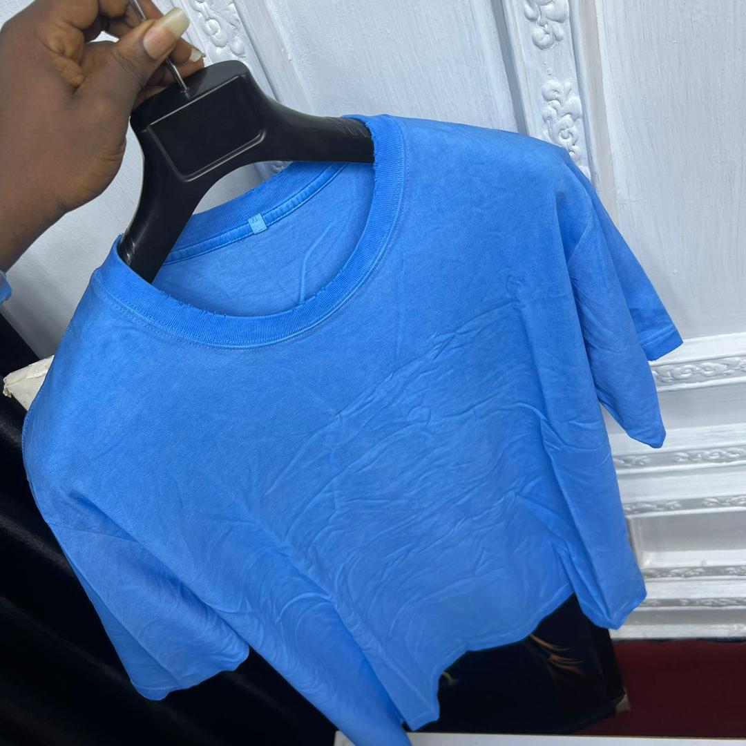 SophyDarlington's tweet image. STONES WASH TEE 🧼🪨
Price: ₦17,000
Rock the street in comfort and confidence.
Location Lagos Nationwide delivery
Whatsapp link on bio
📍Grab yours now