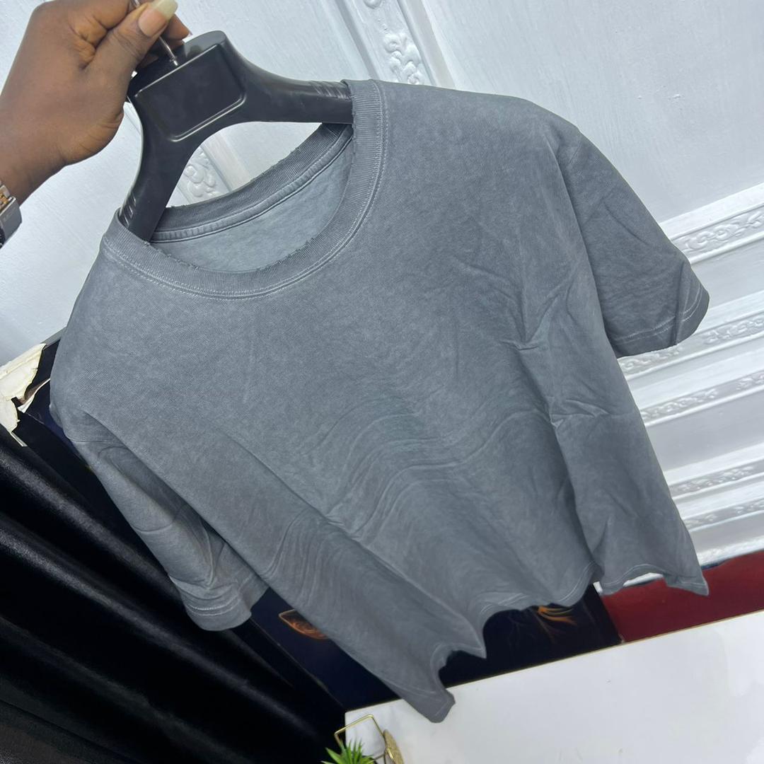 SophyDarlington's tweet image. STONES WASH TEE 🧼🪨
Price: ₦17,000
Rock the street in comfort and confidence.
Location Lagos Nationwide delivery
Whatsapp link on bio
📍Grab yours now