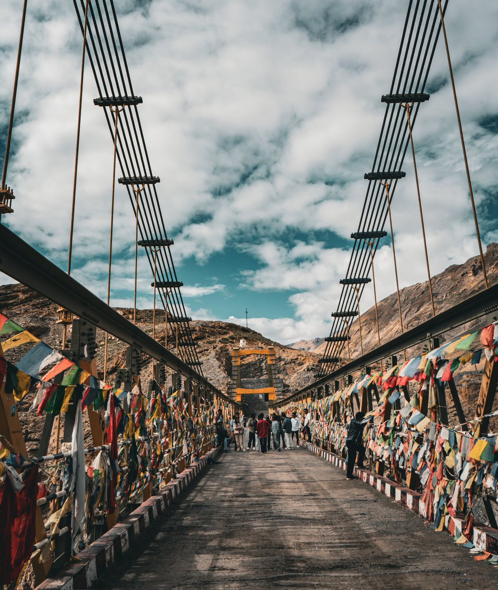 matargashtiii's tweet photo. Did you know?
The chicham bridge took approximately 15 years to build, starting from the initial planning phase until its inauguration in 2017

#chichambridge #spiti #kaza #tabo #chandratal #himachal 
#highestbridge