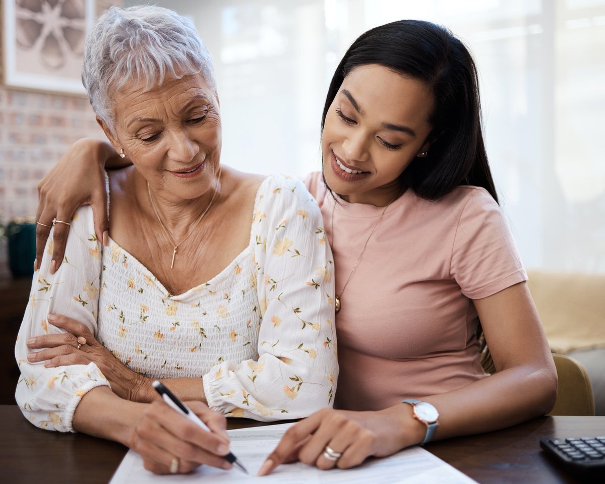 PPLElectric's tweet image. Caring for family is a big job. Let us make one part easier. If you’re caring for an aging parent or loved one, we have simple tools and resources to help you manage their bill with ease. 👉 pplelectric.com/SeasonalSavings