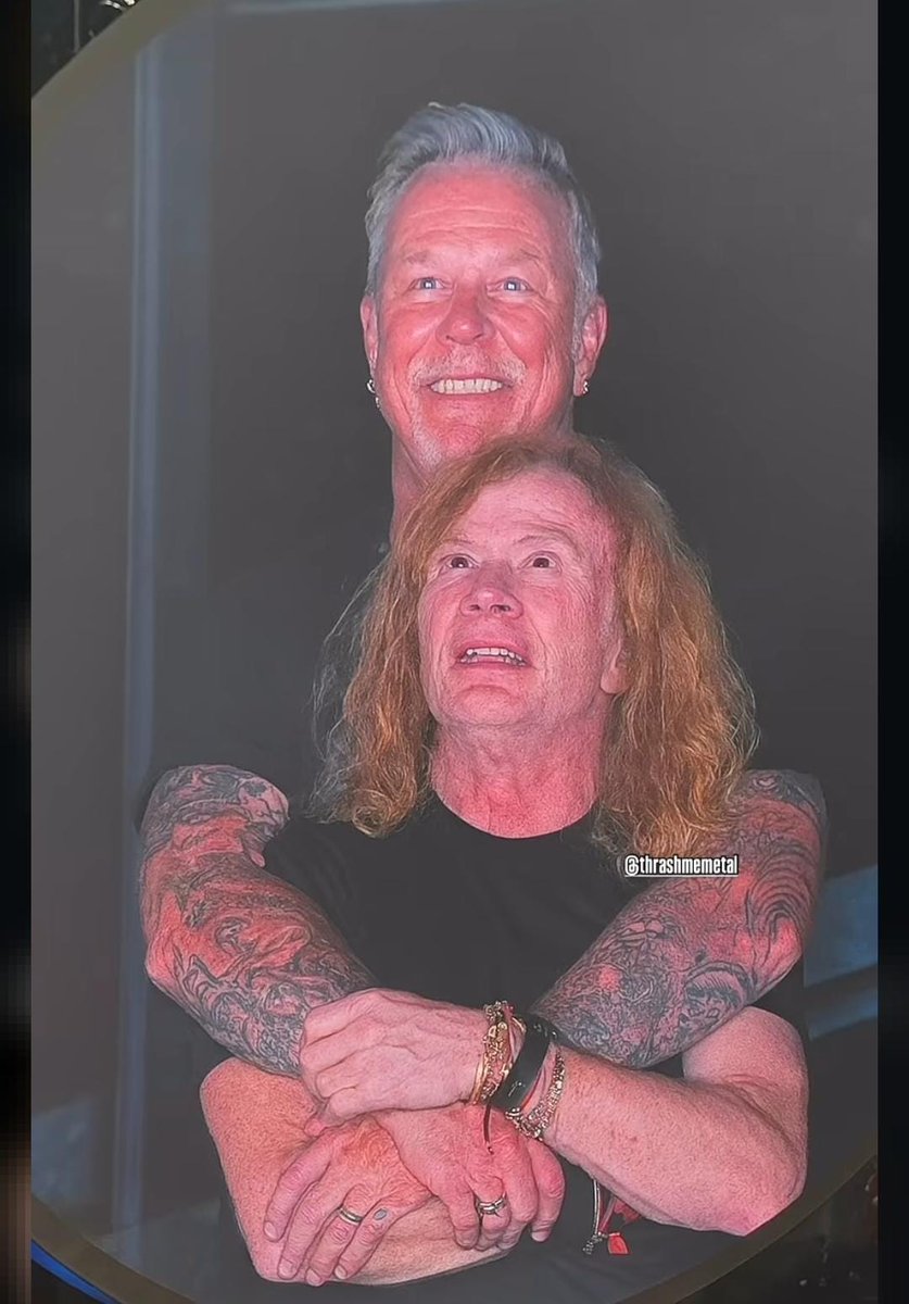 metallicacervo's tweet image. gente isso é real?