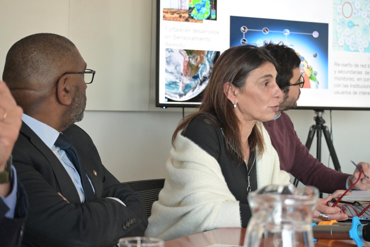 🌎 1era. reunión del Consejo Nacional de Meteorología del 2025 con <a href="/MeteorologiaUy/">Inumet</a>

➡️ Se abordaron temas de política meteorológica y planificación, "relevantes para la vida de nuestra gente, para prepararnos" destacó el ministro <a href="/OrtunoEdgardo/">Edgardo Ortuño</a> 

🗒️ gub.uy/ministerio-amb…