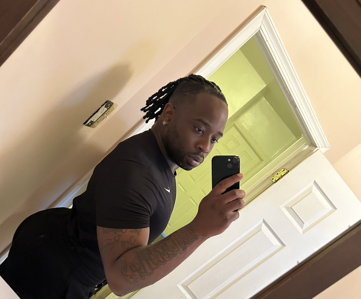But I'm tryna tell, that I can't be treated like clientele👌🏾
