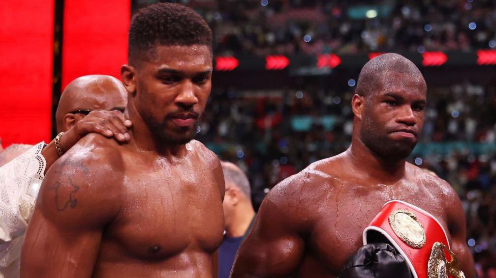 ESBRBoxing's tweet image. What Would Your Prediction Be For A Rematch Between Anthony Joshua & Daniel Dubois? 🗣️🔮
#boxing 🥊