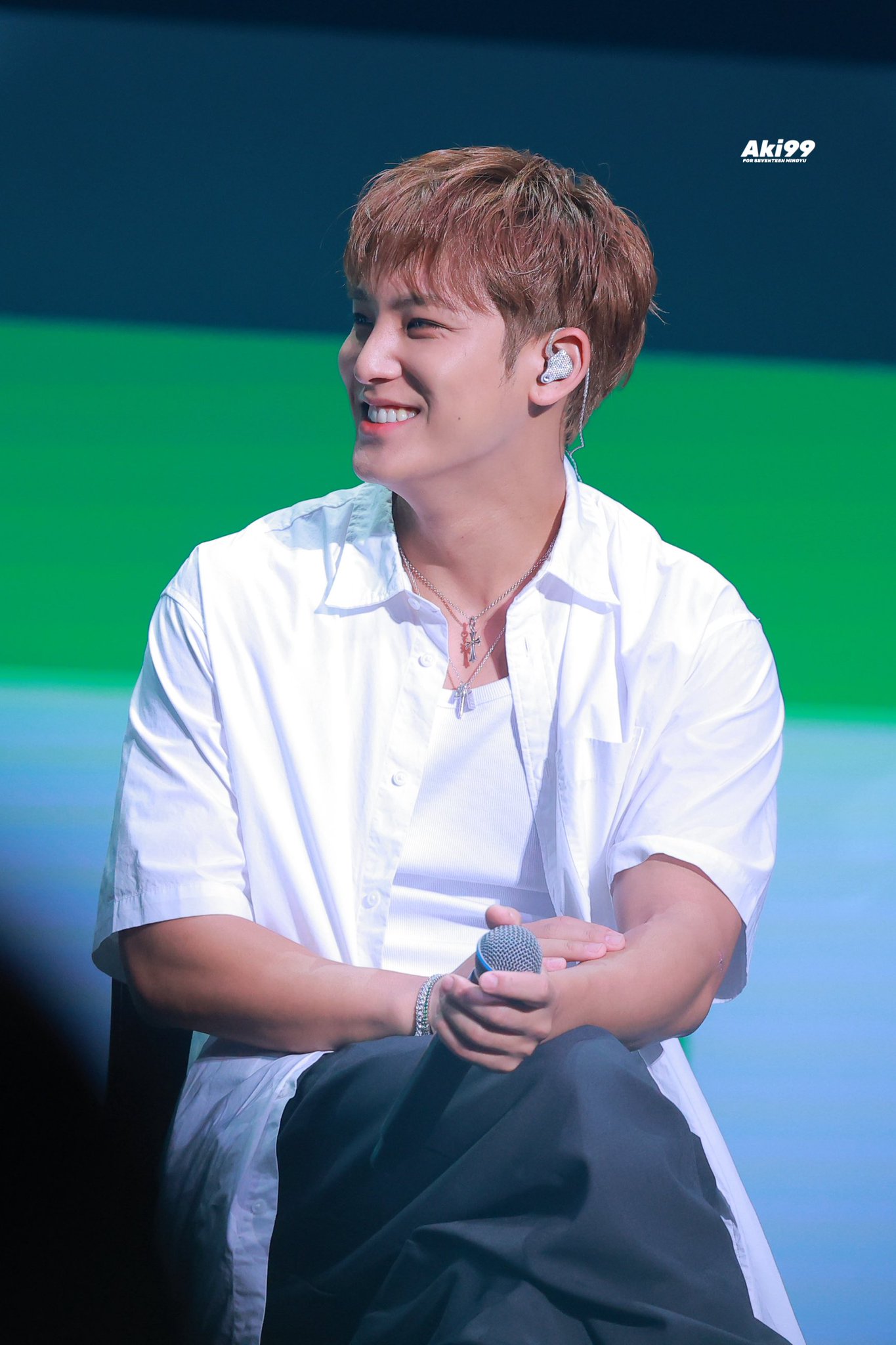 ミンギュ 別冊付録：SEVENTEEN】MINGYU（ミンギュ）に一問一答！ | Numero