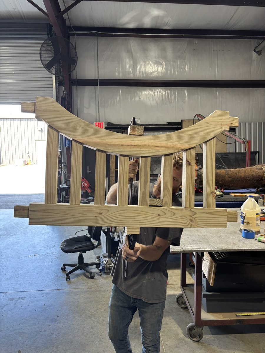 scottastronaut's tweet image. It's always important to prepare myself for what a perfectionist that I am. Before walking into the shop, no matter what my guys are doing, no matter how freaking great the thing looks. Immediately, I will find the flaws and start harping on it. I have to always remind myself…