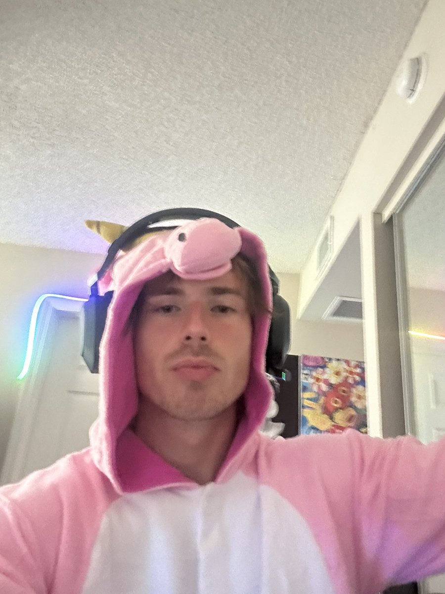 3K $PENGU GIVEAWAY

LIVE ON STREAM <a href="/AbstractChain/">Abstract</a> ✳️ 

RETWEET + BE ON STREAM TO ENTER🦄

GIVING AWAY AT HALFTIME AND AT THE END 🏆
portal.abs.xyz/stream/GMB