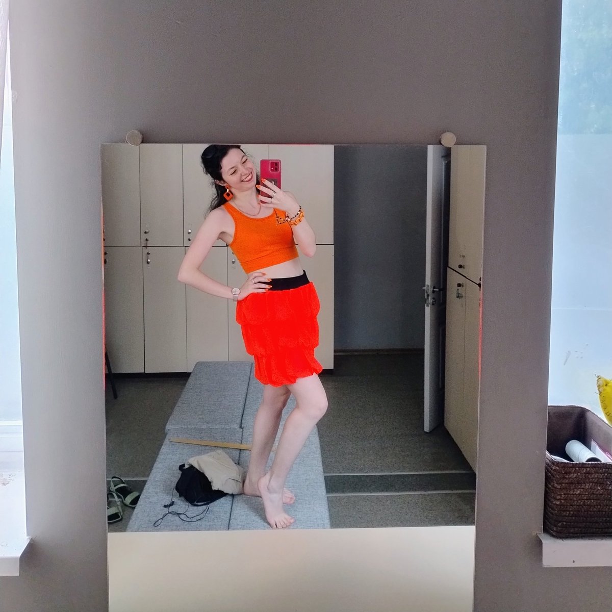 pervert_Rachel's tweet photo. Як виявилось, я була в кольорах альбому😆🧡

#ATSD #AtinySelcaDay #ATEEZ #에이티즈 #GoldenHourPart3 @ATEEZofficial https://t.co/Hhf4xuhvEW