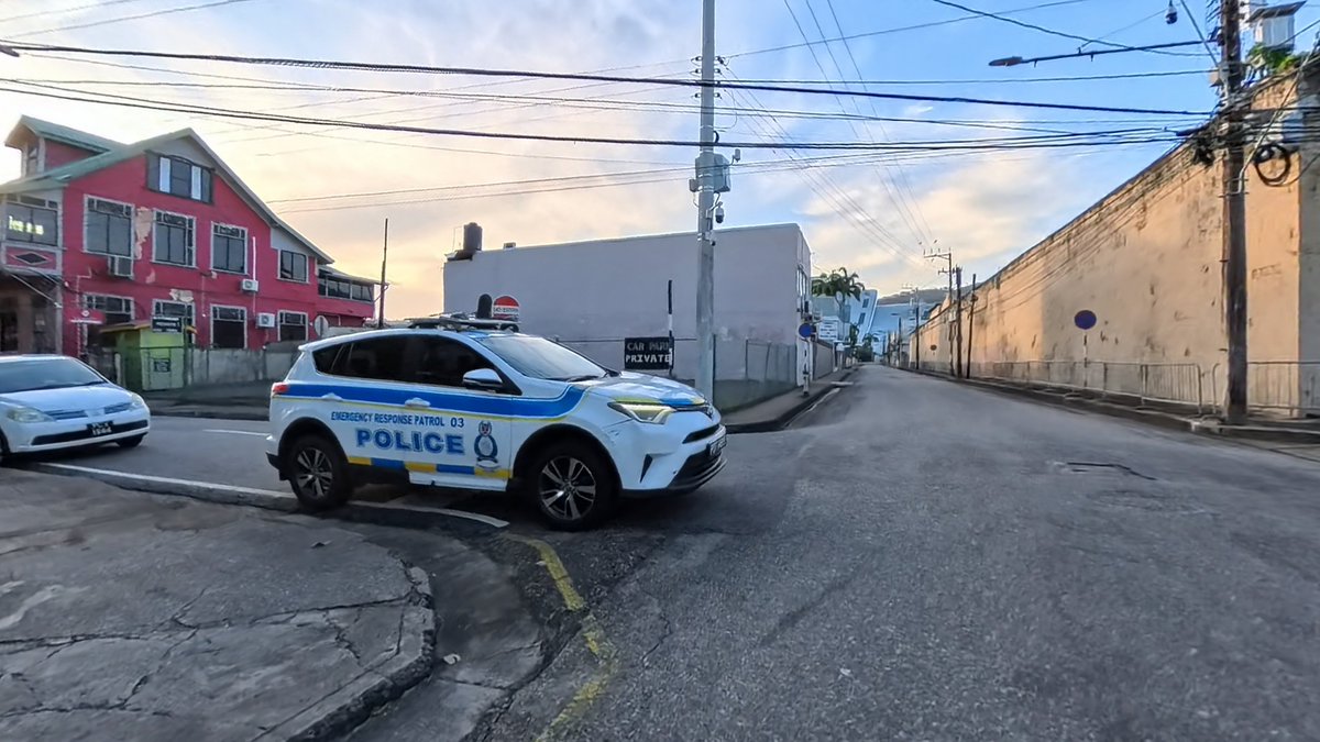 TT_Fietser's tweet image. Implement foot/bike police patrols! SUVs insulate you from your immediate environment!
#PoliticalWill #CriticalThinking