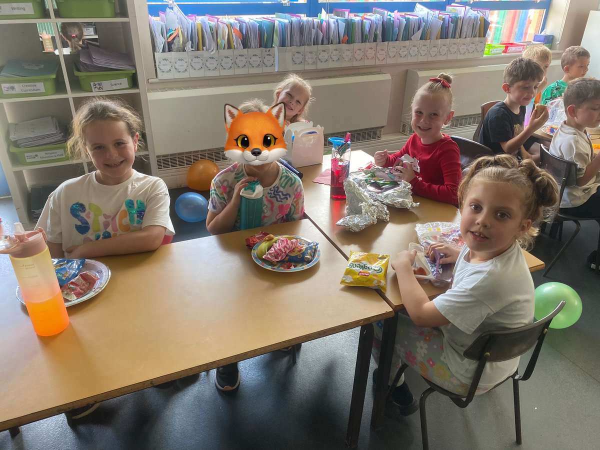 PCPFoxes 🦊(Year 1) tweet media