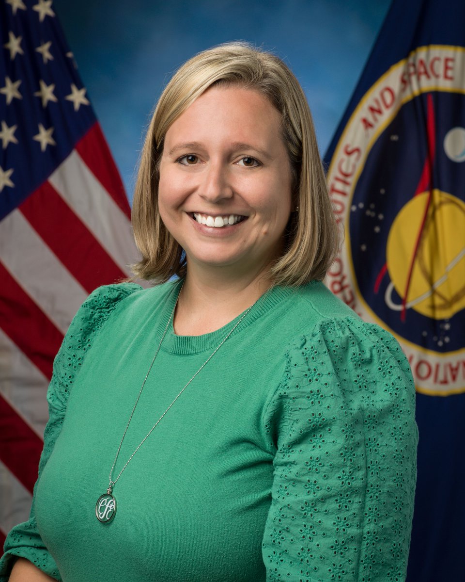 NASA_Johnson's tweet image. Baseball brought Catherine Staggs to Houston, but a commitment to NASA’s mission keeps her there.
Staggs is a contracting officer for @NASA's CLPS (Commercial Lunar Payload Services initiative, supporting @NASAArtemis. Read about her path to NASA: nasa.gov/?p=883673