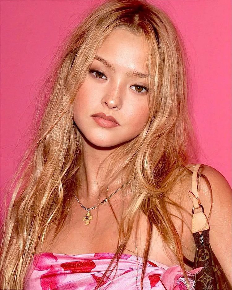 devon aoki, 2001.