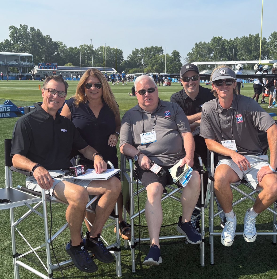DanMillerFox2's tweet image. Always a big day for us because it means football is back. Our @Lions Training Camp Special airs tonight at 6:30. Dan Campbell, @JaredGoff16 @aidanhutch97 will all join us. That’s tonight on your Home for @Lions Football #Fox2