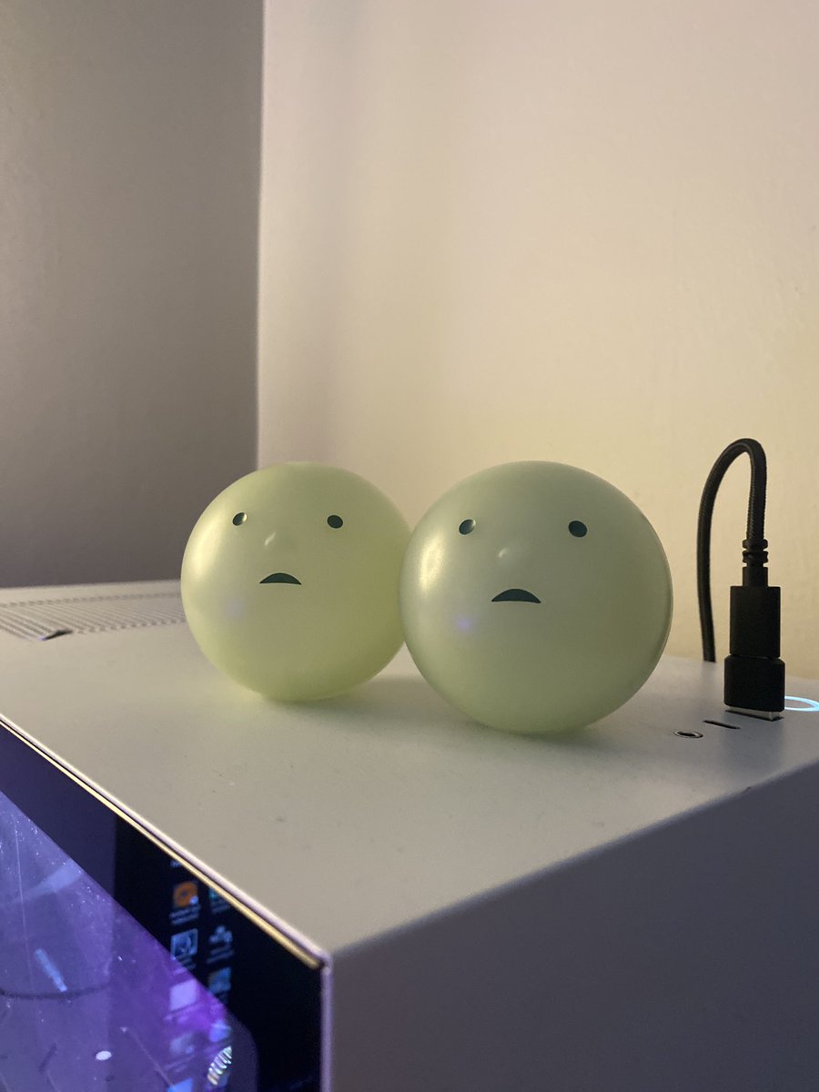 Ghostbunbun tweet media