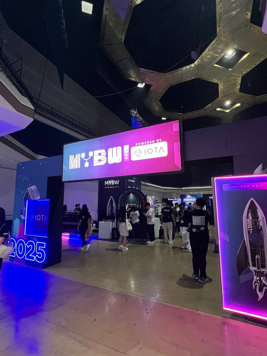 kleinlabsxyz's tweet image. 🌇 Greetings from Kuala Lumpur!

Klein Labs is happy to attend at Malaysia Blockchain Week 2025 @MalaysiaBCW (#MYBW2025), one of the region’s top Web3 gatherings 🇲🇾

📍 We’re live and ready to connect, let us know if you’re here too!

Let’s build, collaborate, and explore what’s…